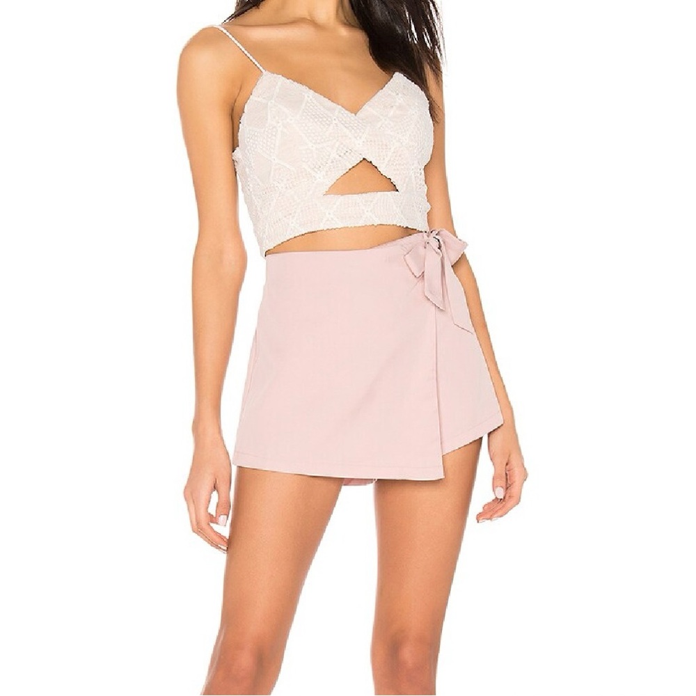 Calla Cut Out Top